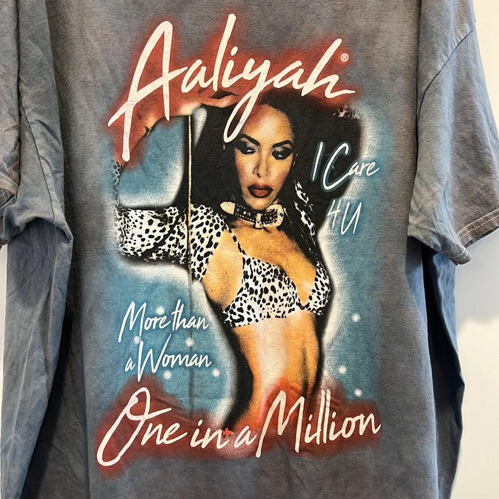 Mens Vintage T-shirt - Picture 2 of 5